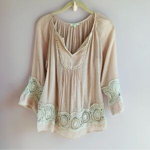 Jade by Melody Tan Blouse Top Shell Pink Flowy Lace Embroiderry Feminine Small